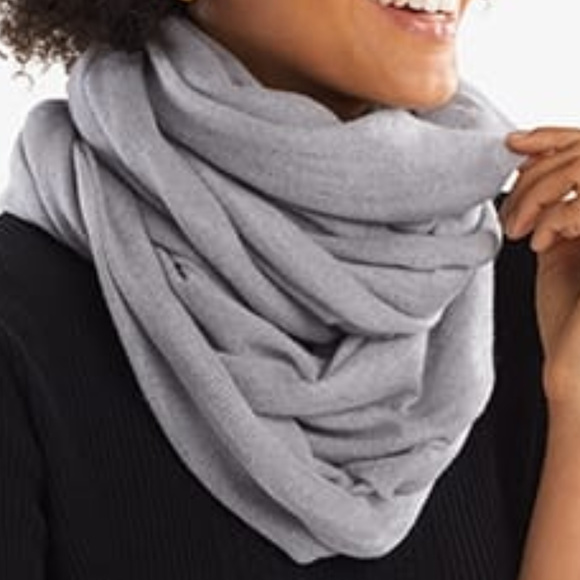 MM Lafleur Accessories - NWT MM Lafluer Infinity Scarf - one size